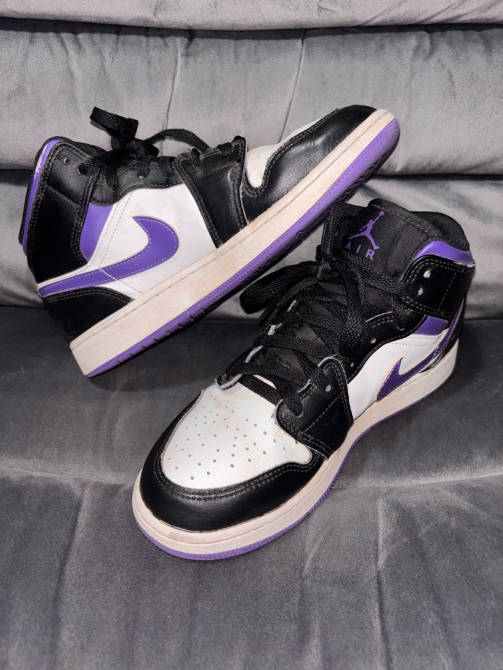 Nike Air Jordan 1 Mid sneakers in the "Dark Iris" colorway size 6.5 youth